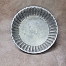 Moule à gâteau rond en aluminium vintage avec bords cannelés