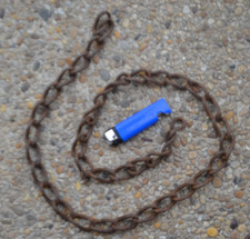 Ancienne chaîne en fer forgé