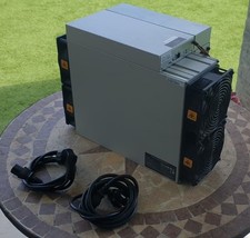 Antminer S19j Pro 104 TH/s