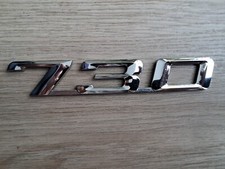 Logo Emblème 730 d'origine BMW référence 51148136270 sur le coffre