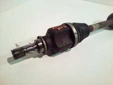 Cardan gauche (transmission) RENAULT CLIO 3 PHASE 1 8200618501