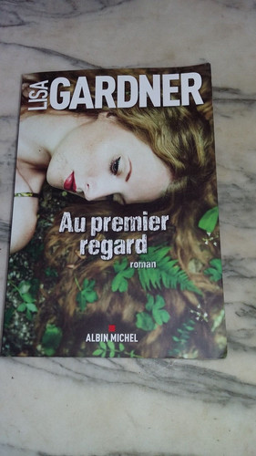 Lisa gardner premier regard - lisa,