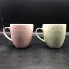 Lot de 2 tasses Ladurée Pistache Rose, neuves, jamais utilisées