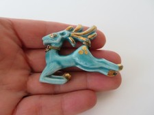 BROCHE en ceramique Bijou Lucien NEUQUELMAN pour Elsa Schiaparelli  1930