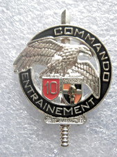 BREVET DES COMMANDOS COMMANDO ENTRAINEMENT N° 10 BERLIN (ARGENTE BRILLANT)