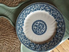 ancienne assiette Maiolica