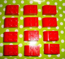 LEGO DETAIL BRIQUES: LOT 12 briques rouge incurvées  3X2 TBE