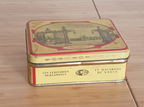 Ancienne boite tole - boite, en