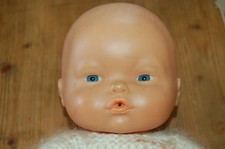 POUPEE- POUPON - FAMOSA -