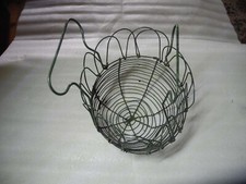 ANCIEN PANIER à SALADE, OEUFS