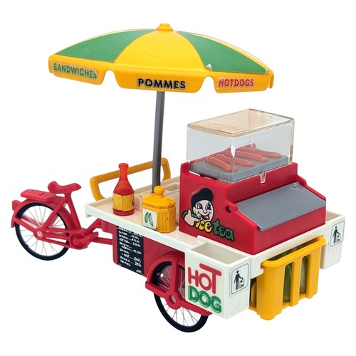 Playmobil chariot rouge/blanc