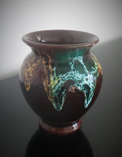 Charmant petit vase, pot