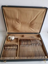 Ancienne ménagère Christofle période Art-déco, modèle "chevron"