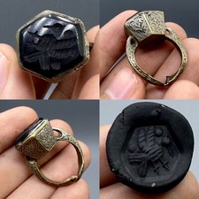 Très rare ancienne bague en agate noire en taille-douce aigle légionnaire romain