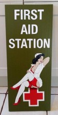 Panneau décoratif US WW2 : FIRST AID STATION