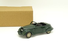 Record  Résine SB 1/43 - Peugeot 202 Cabriolet Verte 1939
