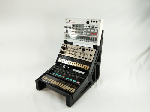 Stand triple pour - triple,