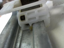 Leve vitre mecanique arriere droit RENAULT MODUS PHASE 2 8200219259