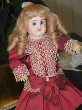 Poupée ancienne DENAMUR