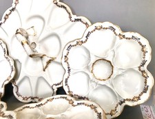 Rare 12 Assiettes À Huîtres Et Un Présentoir Art-déco Porcelaine De Limoges