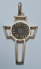 Ancien pendentif croix couleur or rose original rare bijou vintage  5643