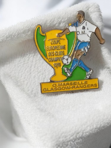Pin vintage coupe europe - pin's,