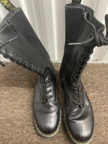 Doc martens hole 1b99 - martens,