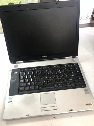 Portable ecran toshiba - pc,