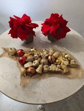 Décorations de Noël pour le sapin et la table