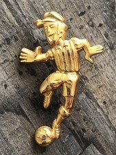 PIN PIN’S FOOT FOOTBALL