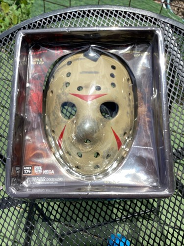 Neca friday the 13th - 3d, part