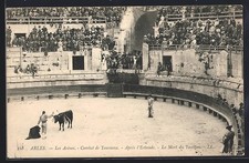 Cpa arles les arènes combat - les,