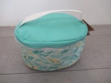 trousse de toilette vanity