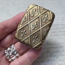 Pyrogène Ancien Fleurs De Lys