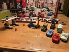 LEGO Cars 2 Flo’s V8 Café