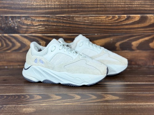 Adidas yeezy boost - boost, 700