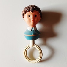 Hochet Pouet Nicolas  Bonne