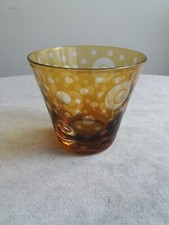Verre en cristal taillé