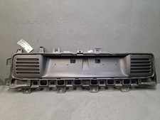 Enjoliveur central pare choc arriere - Renault Twingo III ph.1 2014 à mars 2019