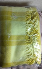 Silencieux à carreaux pastel