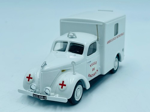 Esdo matford f92a - 64, ambulance
