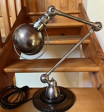 Lampe JIELDE polie graphite avec 2 bras de 40 et 25 cm sur socle - TBE