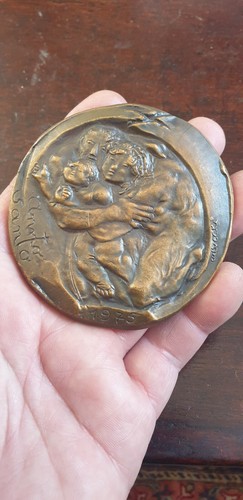 Medaille bronze table - en,
