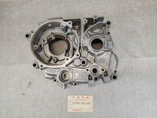 Demi carter gauche de moteur