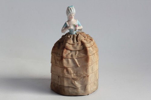 Demi figurine porcelaine