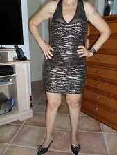 robe courte  chic et sexy noir