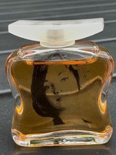 MINIATURE  DE PARFUM OUI NON