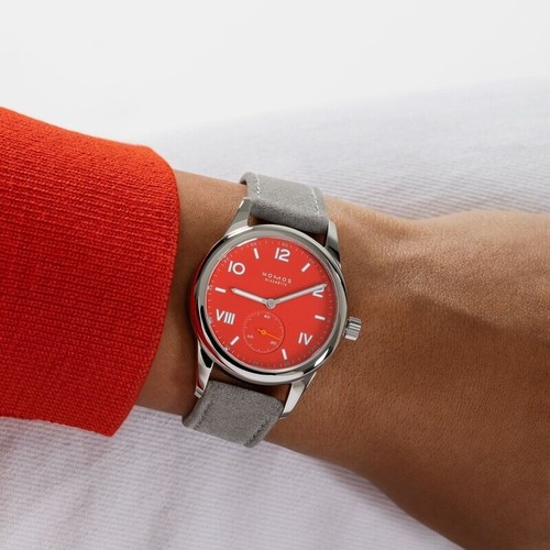 Nomos glashütte club - nomos,
