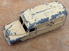 Dinky Toys Daimler Ambulance