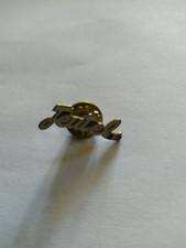 Pin's JEUTEL - Fabricant de jeux automatiques - flipper - Arcade